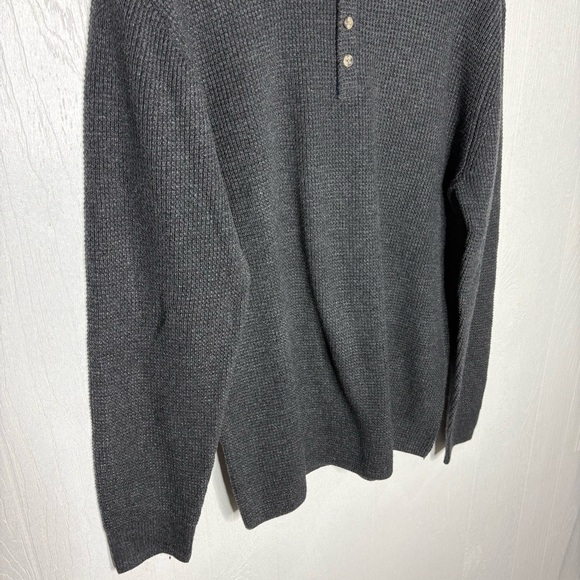 NWT Candy & Caviar micro waffle Henley long sleeve charcoal grey size large - Picture 6 of 10